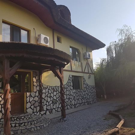 Constantin Si Elena Hotell Dunavăţu de Jos Exteriör bild